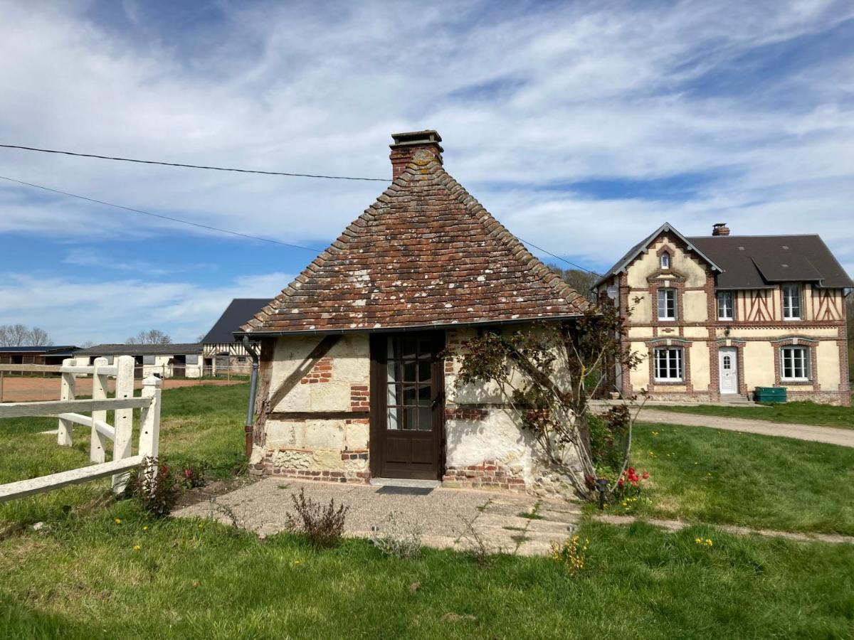 Tiny House Du Haras Cour Lozey Villa Sainte-Marguerite-des-Loges Exterior photo